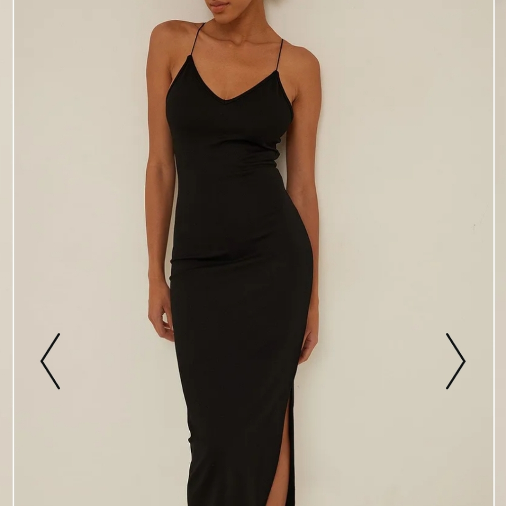 NA-KD Midi Black Strap Dress